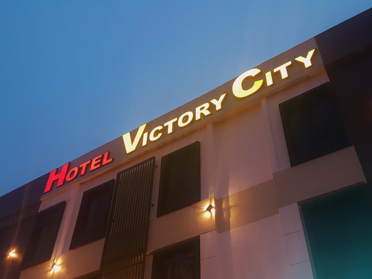 Hotel Zamburger Victory City Johor Bahru Eksteriør billede