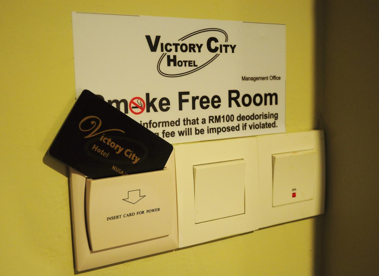 Hotel Zamburger Victory City Johor Bahru Eksteriør billede