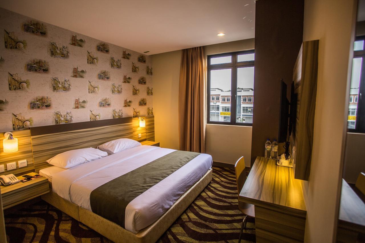 Hotel Zamburger Victory City Johor Bahru Værelse billede
